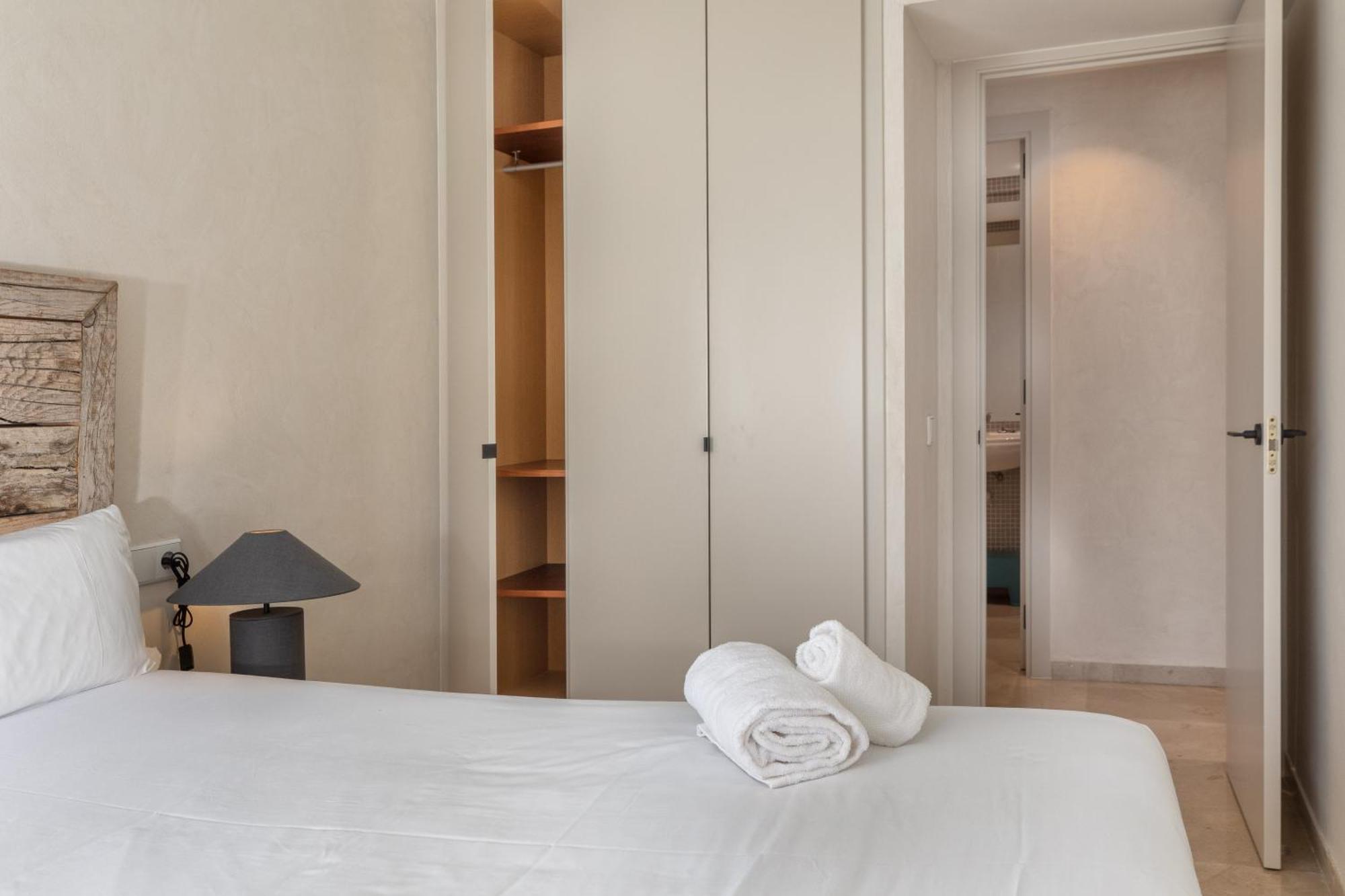 Flateli Pou Rodo 3 Apartment Girona Exterior photo