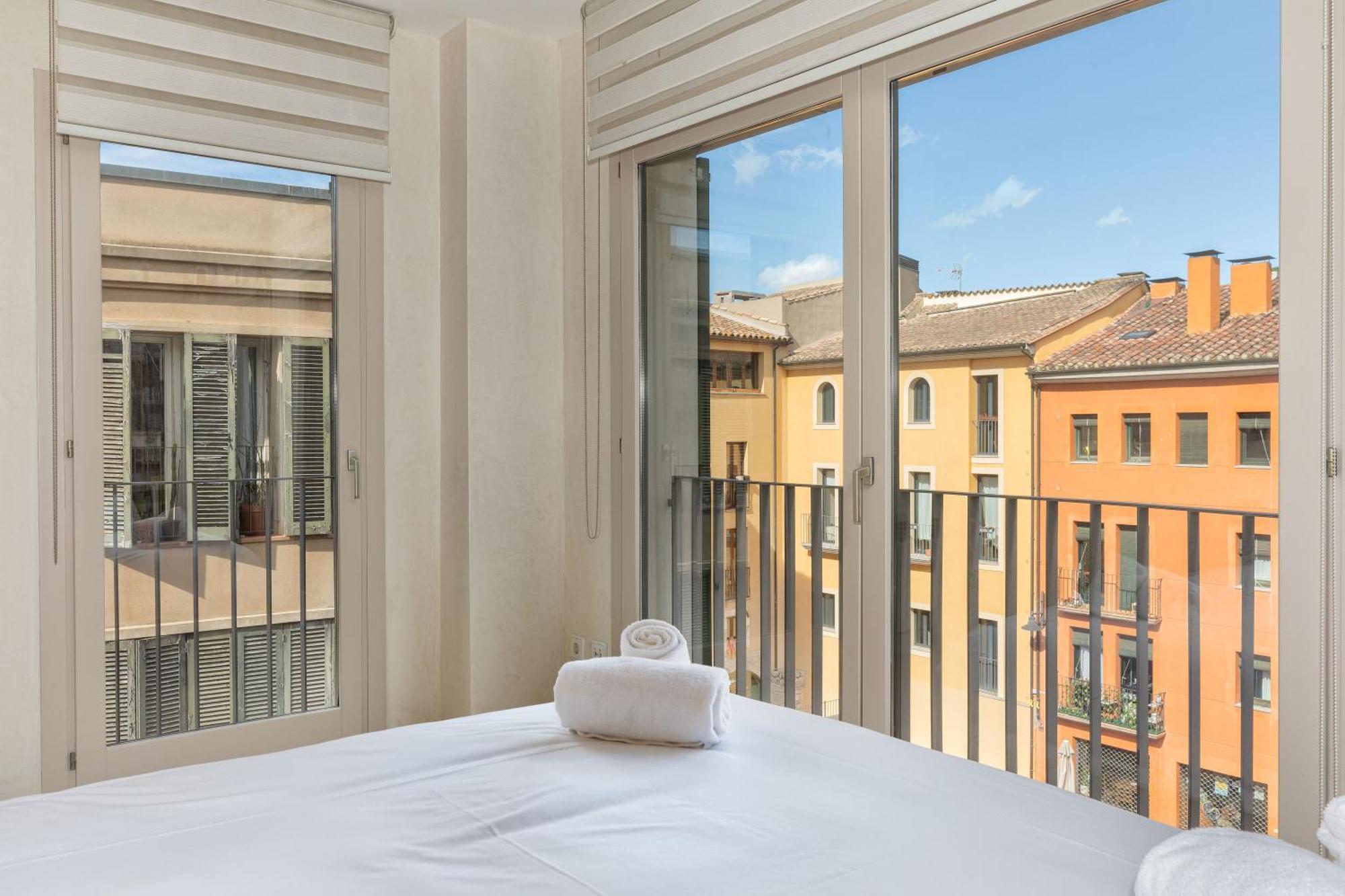 Flateli Pou Rodo 3 Apartment Girona Exterior photo